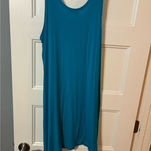 Size medium dress excellent condition